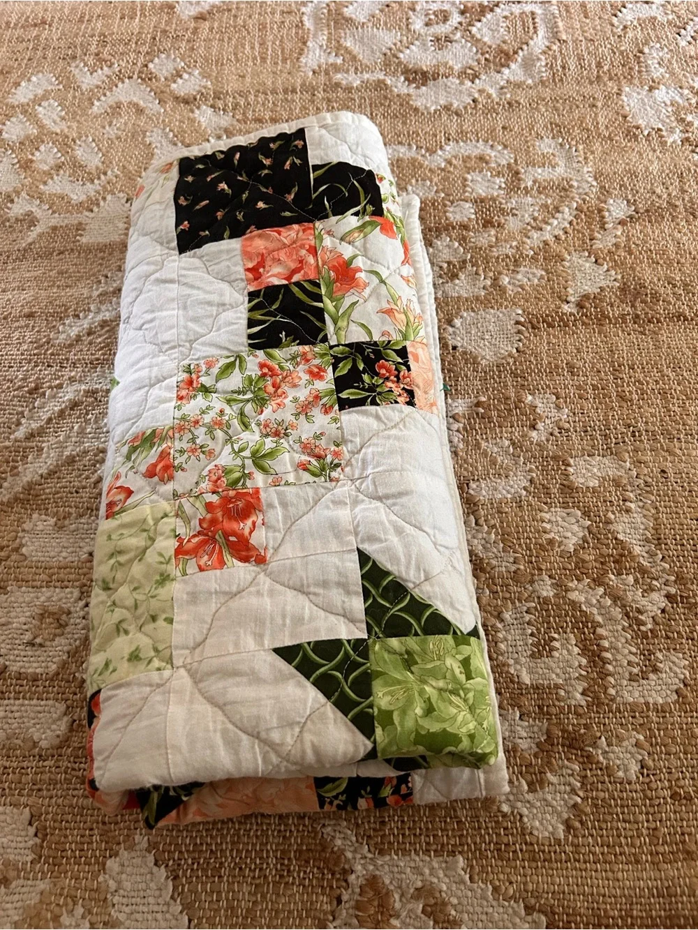 Floral Patchwork Star Quilt - Green & Peach